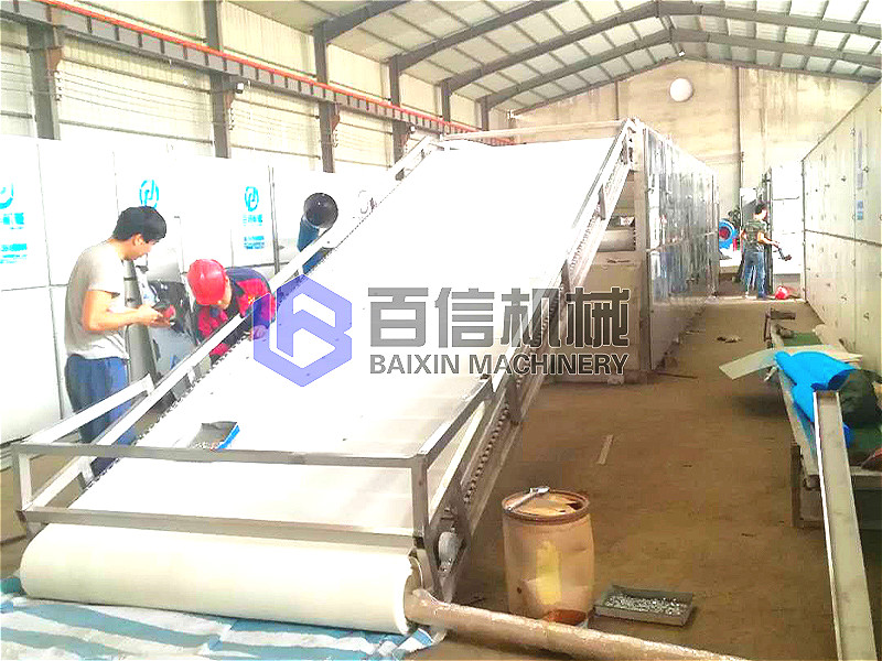 山藥烘干設備主要包含山藥切片機、烘干熱源，烘干主機，上料機，山藥包裝機、電源等配